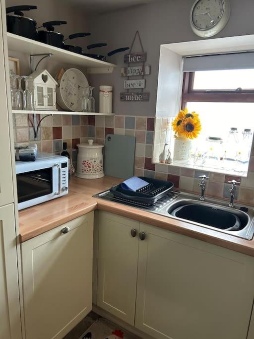 Apartamento Syn Y Nant Llangorse Exterior foto